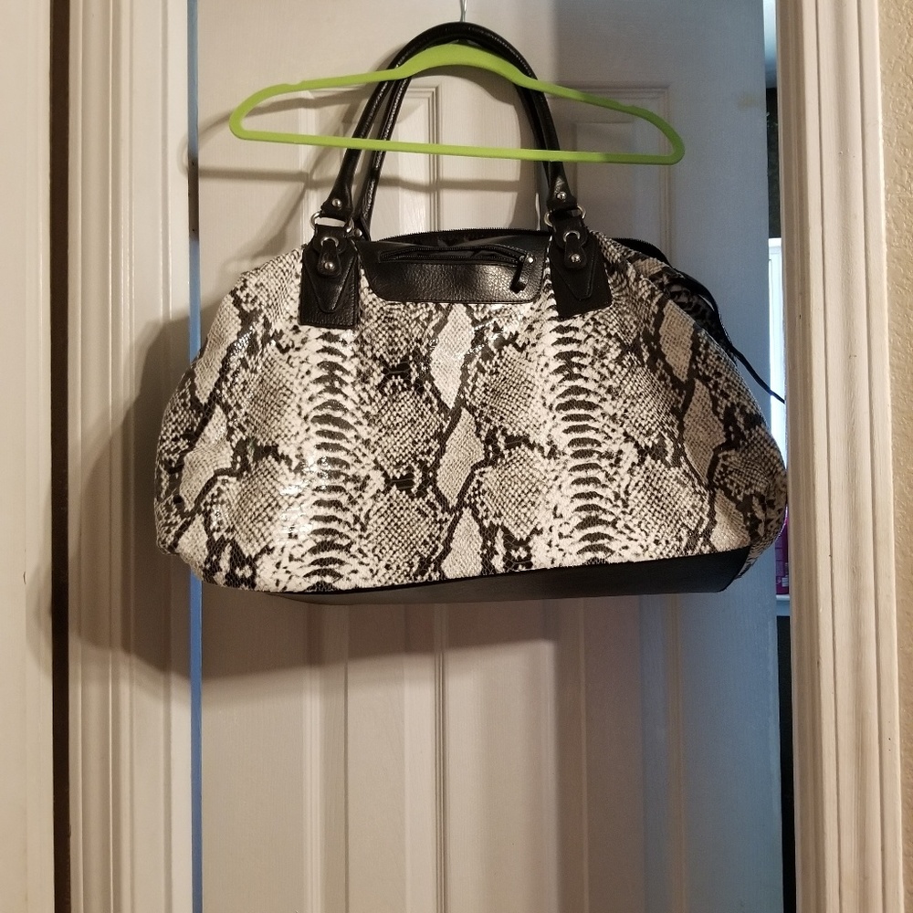 Travel bag